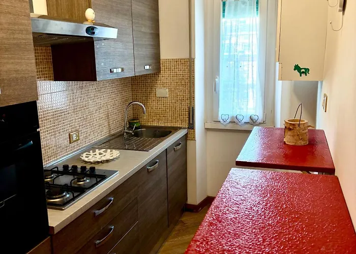 Апартаменты Ele House *