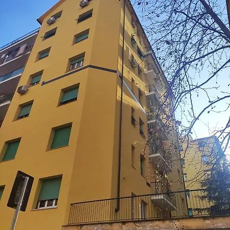 Ele House *
